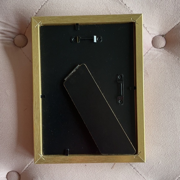 FREE WITH PURCHASE Ikea 5” x 7” frames. - Picture 5 of 9